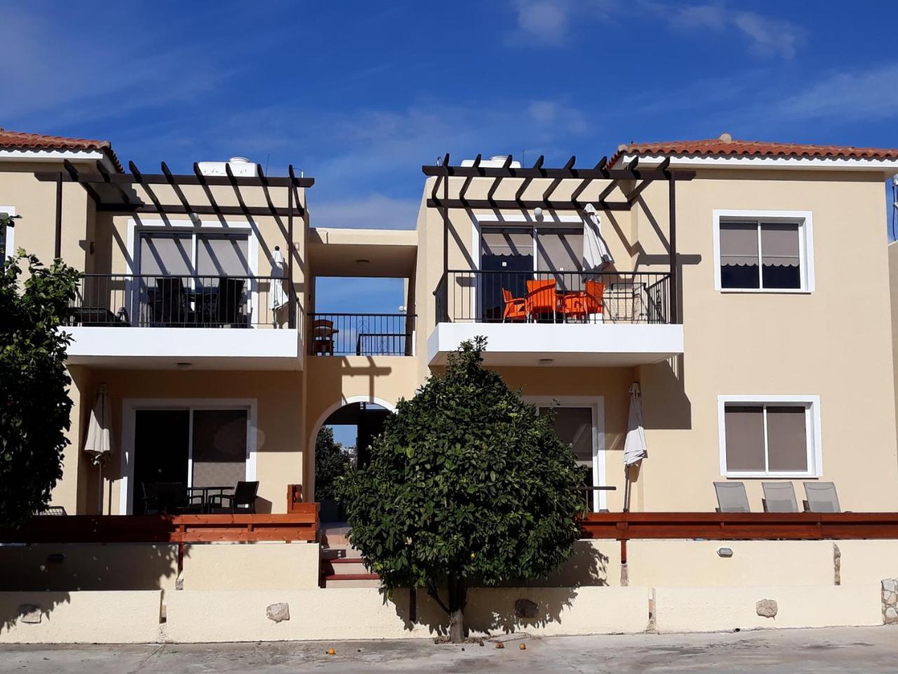 Sirena Sunrise Prestige Apartments Paphos Buitenkant foto