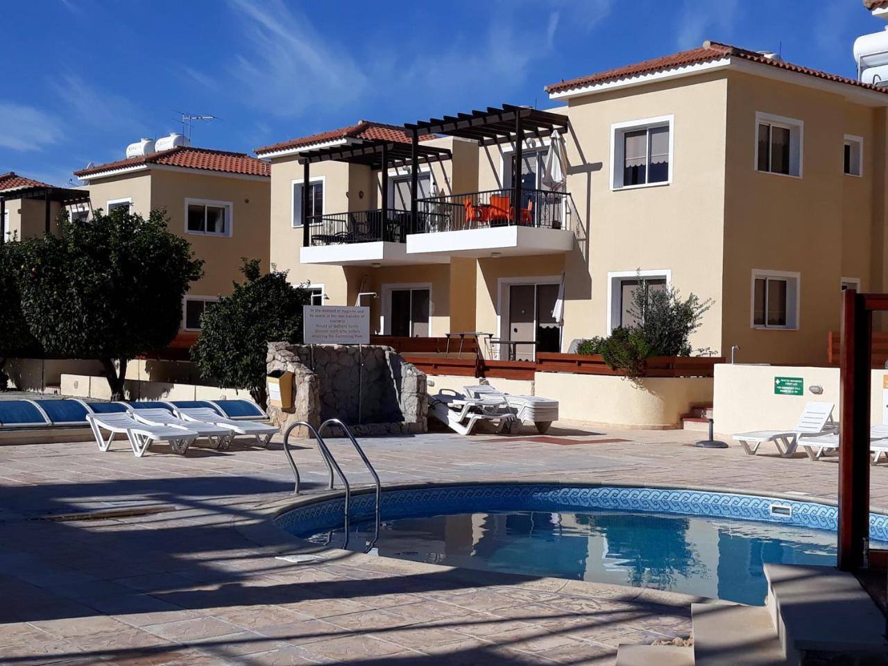 Sirena Sunrise Prestige Apartments Paphos Buitenkant foto